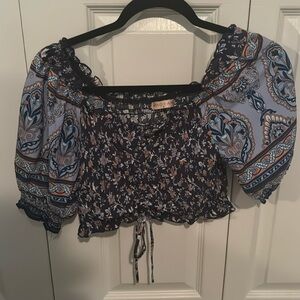 WHO I AM Cropped Patterned Blouse